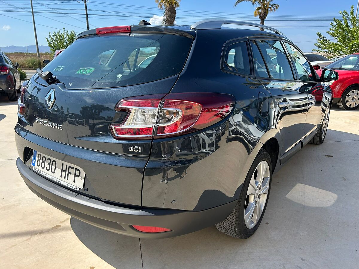 RENAULT MEGANE ESTATE LIMITED 1.5 DCI AUTO SPANISH LHD IN SPAIN 92K SUPERB 2011